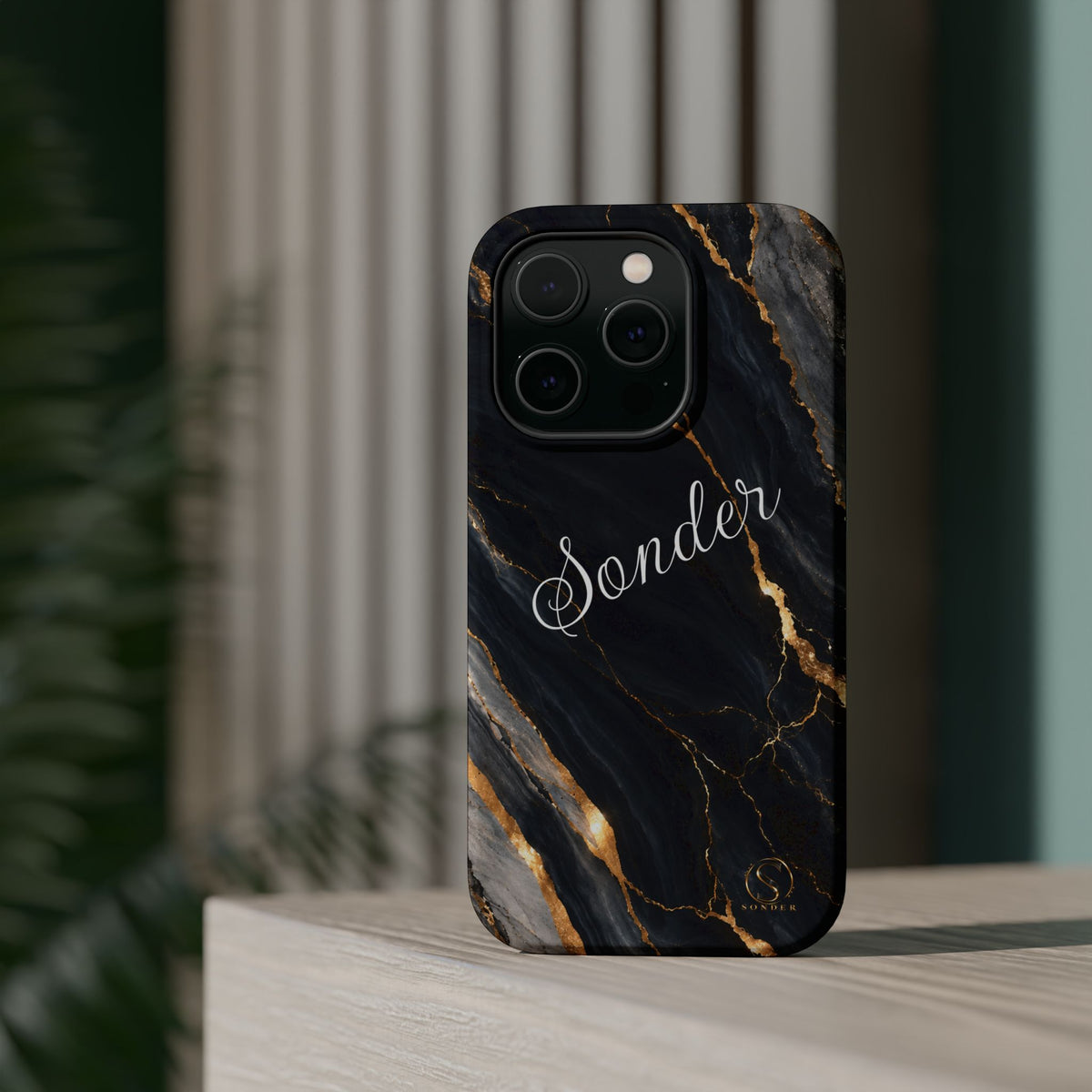 SONDER Signature — Personalised MagSafe Case